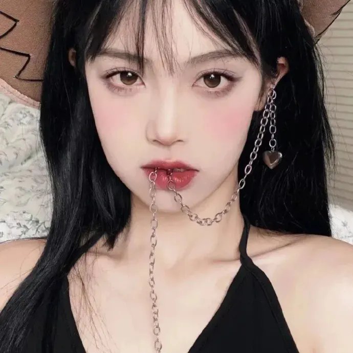 彩鸾春色
